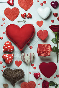 Valentinesday周年纪念木制的高清图片