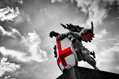 英国伦敦的圣乔治龙雕像英国的圣乔治龙雕像英国的圣乔治像英国的乔治龙雕像英国的圣乔治龙雕像英国的圣乔治神像英国的圣乔治龙雕像英国的图片