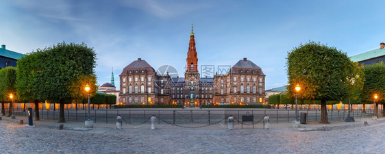 清晨丹麦首都哥本哈根丹麦堡宫殿图片