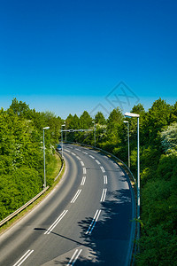 美丽的道路带白线乡村道路图片