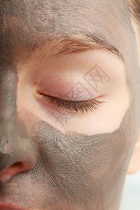 斯帕美容治疗和皮肤护理女脸部用泥土面罩缝合图片