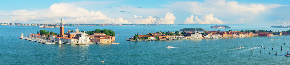 夏季天对威尼特群岛的空中全景图片