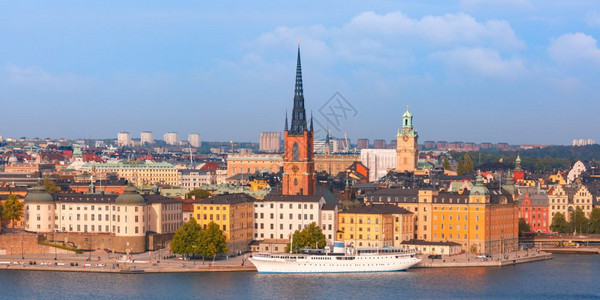 瑞典首都斯德哥尔摩老城GamlaStan的夏季风景航空观测瑞典斯德哥尔摩GamlaStan全景瑞典斯德哥尔摩图片