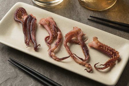用日本干鱿鱼和一起吃用醋味作为零食图片