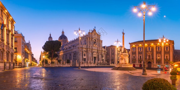 Catania的PiazzaDuomo与SantaAgatha和Liotru大教堂Catania的标志上午西里的全景空中观察图片
