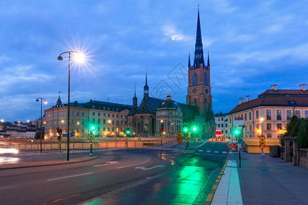 瑞典首都斯德哥尔摩老城GamlaStan的Riddarholmen教堂图片