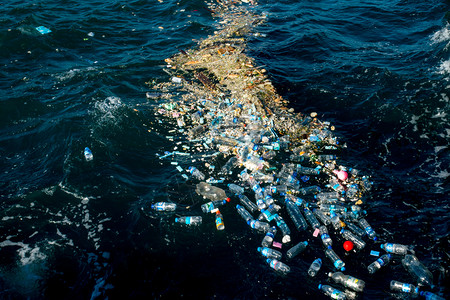 海洋塑料垃圾塑料水瓶污染海洋背景