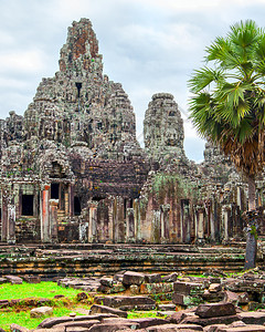 柬埔寨吴哥Wat的Bayon庙图片