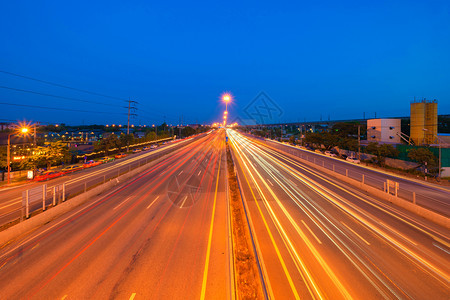 泰国曼谷高速公路或上的汽车灯光迹夜间城市交通商业或技术概念墙纸快速运动度背景长期接触图片