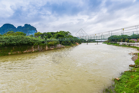 VangVieng老挝的吊桥歌河图片