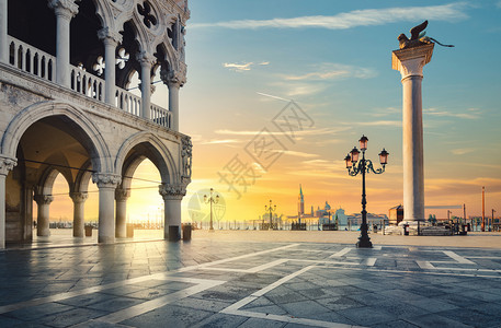 尖形拱门意大利威尼斯圣马可日出背景