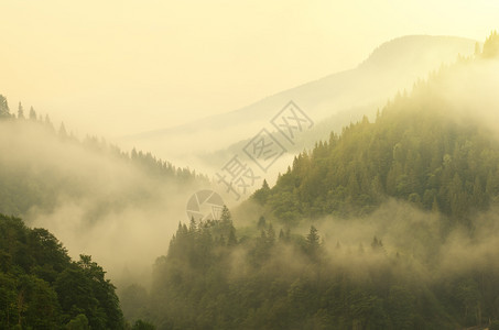 山地空中的月光景观自然的构成图片