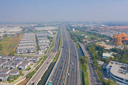 泰国曼谷高速公路的空中观察图片