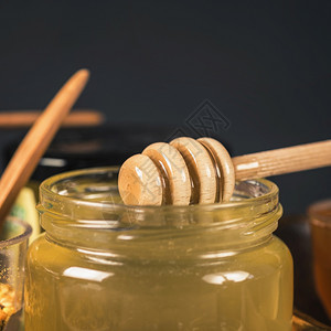 和WoodenDipper的蜂蜜玻璃罐图片