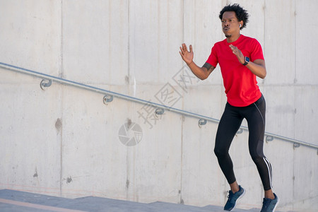 足球报：邵佳一确认出任中国国家队新任主帅！