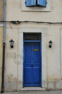 法国一栋普罗维塔卡大房子的前门图片