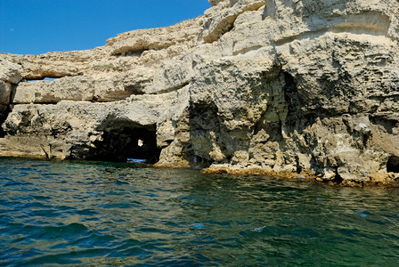 海景观岩石多孔图片