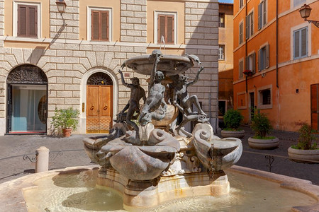 罗马不老龟的泉水罗马著名的海龟喷泉景象意大利图片