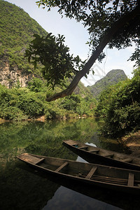 NamDon河或Don河靠近ThamPaFa的ThaFalang村12号公路景观位于Souteastasia的LaoKhammu图片