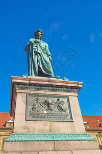 德国斯图加特诗人席勒纪念碑图片