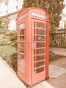 伦敦电话箱古年英国伦敦传统红色电话箱背景图片