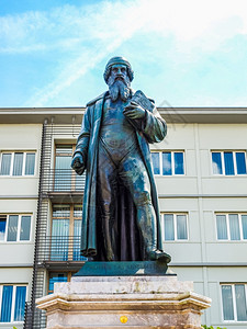 古腾堡历史遗迹人类发展报告高动态范围德国缅因兹的古腾堡雕像纪念碑图片