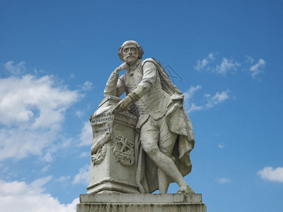 伦敦莎士比亚雕像威廉莎士比亚雕像1874年建于英国伦敦莱斯特广场图片
