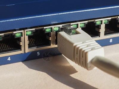 RJ45醚网插件端口的调制解器路由开关图片