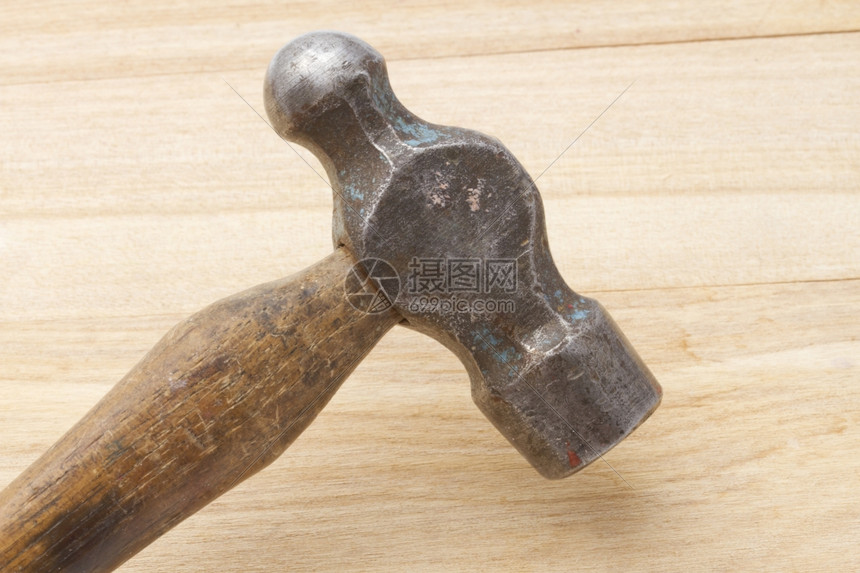 旧锤子对木本底的旧锤子图片