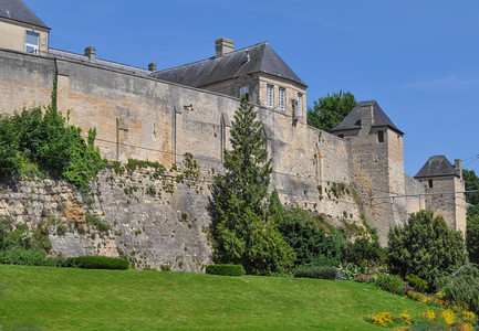 卡昂公爵城堡卡昂城堡位于法国巴塞诺曼底卡尔瓦多斯省卡昂镇的诺曼底城堡图片