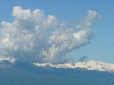 山上云天空图片