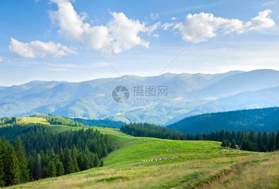 山顶道路图片