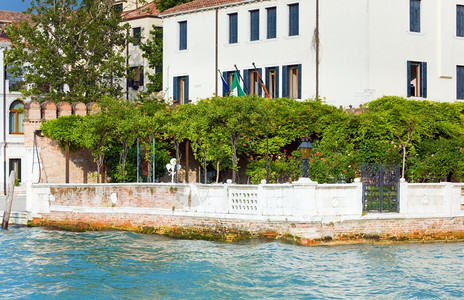 意大利威尼斯美丽的夏日威尼斯运河风景图片
