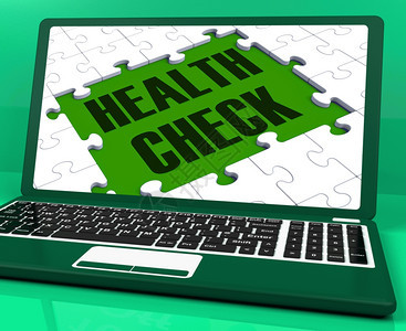 检查笔记本电脑显示医疗考试和健康条件的检查图片