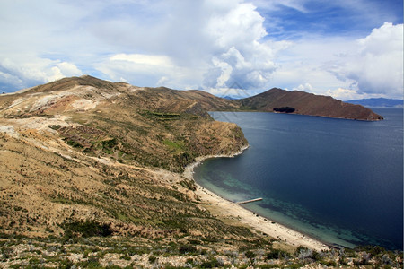 玻利维亚太阳岛附近海岸和湾图片