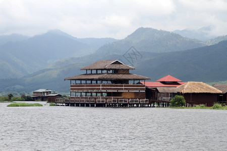 缅甸内尔湖旅馆和餐图片