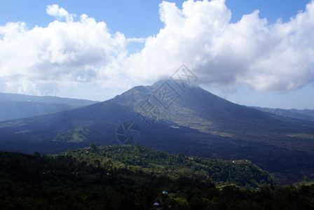 印度尼西亚巴厘的火山GuunungBatur图片