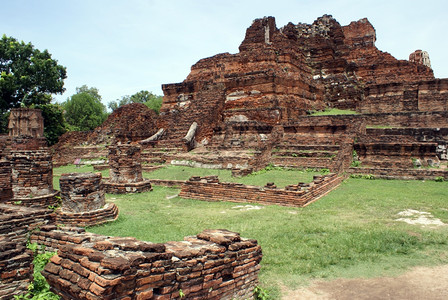 泰国阿尤赛亚的瓦特马哈废墟图片