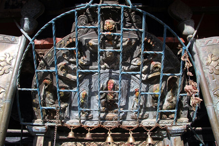 尼泊尔Patan的Hindu寺院门图片
