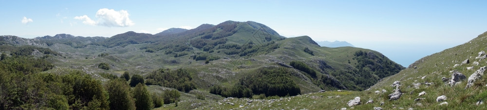黑山亚得里海岸附近山区全景图片