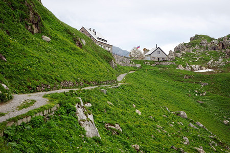 利希滕斯坦山区山间小屋图片