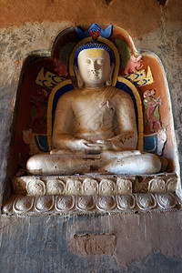 张义五月2017年5月在岩石洞穴的MatiSi寺佛像图片
