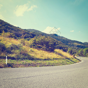 意大利阿尔卑斯山的风波道Instagram效应图片