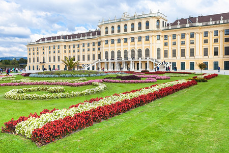 前往维也纳城市奥地利维也纳SchlossSchonbrunn宫殿花园棚图片