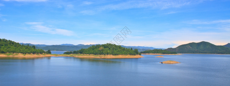 泰国PhetchaburiKaengkrachan大坝水库全景图图片