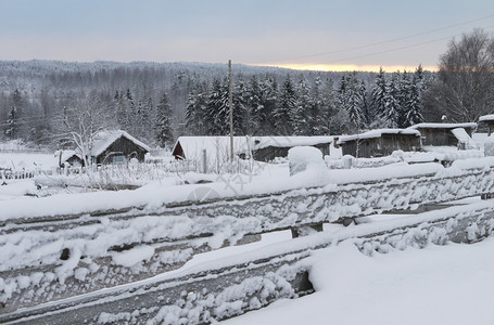 冬季俄罗斯村图片