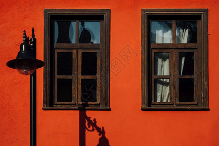 埃斯基舍希尔Odunpazari的土耳其传统房屋窗图片