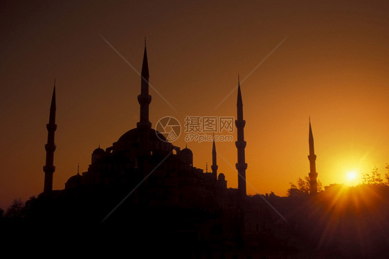 SultanAhmed清真寺或位于土耳其伊斯坦布尔市古城的蓝色清真寺土耳其伊斯坦布尔20年5月图片