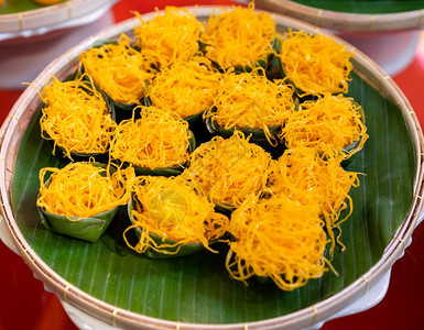 金蛋条是泰国用鸡做的甜点泰国传统名FoiThong是泰国的甜点图片