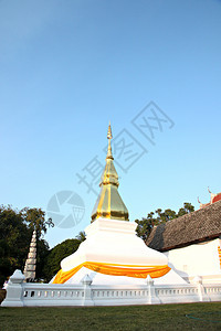 泰国的金塔佛像祭坛名字叫哈姆卡恩法拉图片